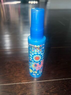 Amika Hydro Rush Detangler & Leave-In Conditioner Spray